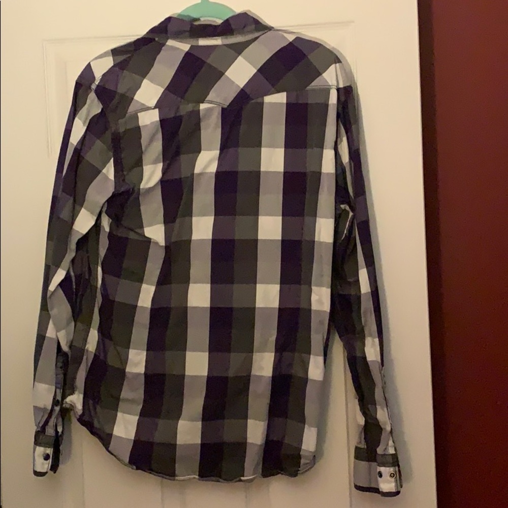 Express Button-Up - Picture 4 of 4